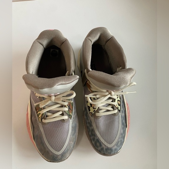 Nike Kyrie Infinity "Leopard Camo" sneakers - Picture 10 of 15